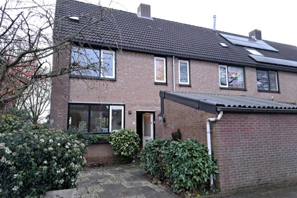 homes for rent on Friese Steen 48